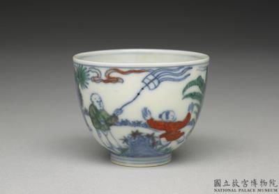 图片[2]-Cup with boys in a garden in doucai color, Ming dynasty, Chenghua reign, 1465-1487-China Archive